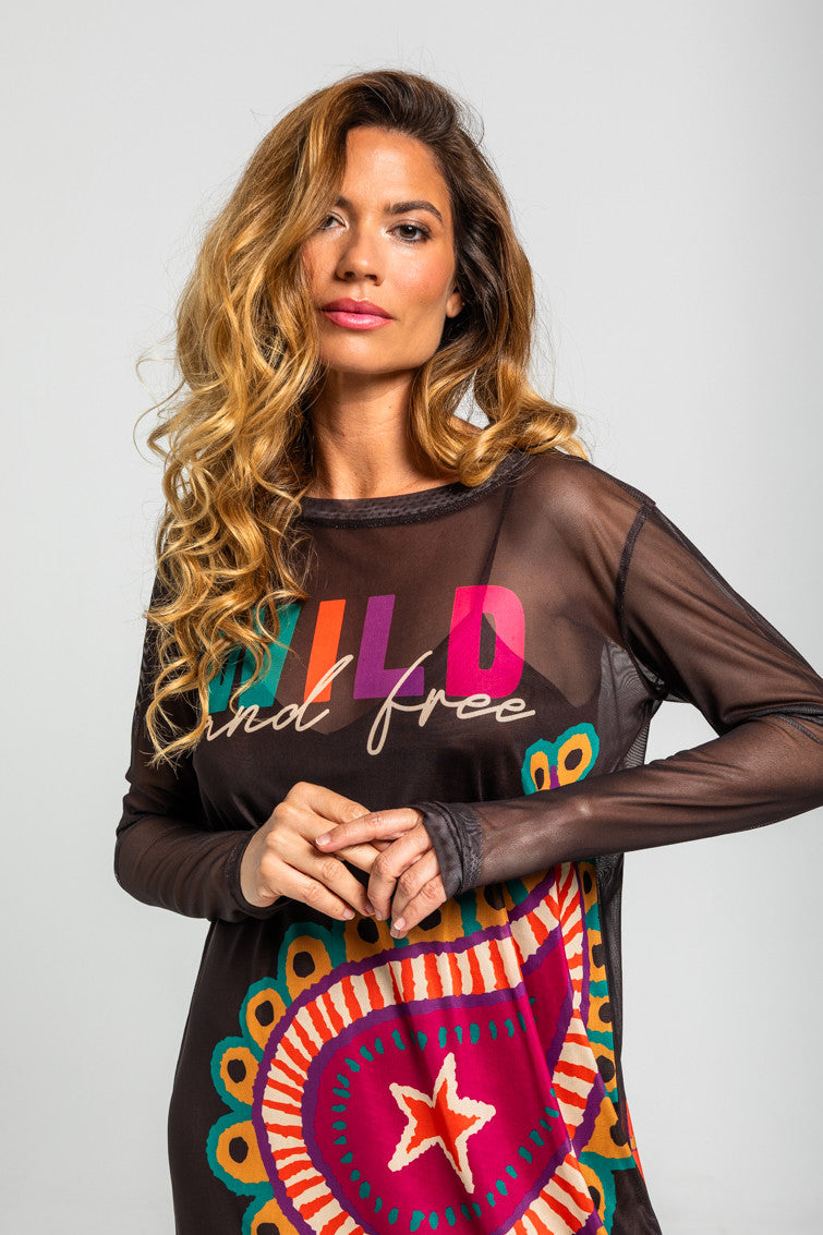 VESTIDO CAMISETA LARGO TUL DE ESTAMPADO PAISLEY MARRÓN LOLINA