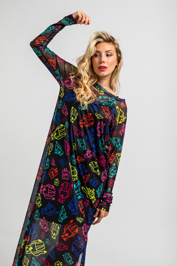 VESTIDO CAMISETA LARGO TUL DE GARABATOS DE ROBOTS MULTICOLOR LOLINA