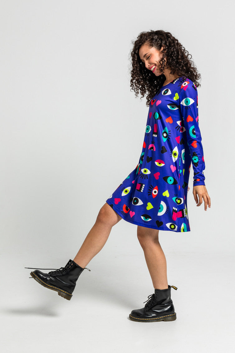VESTIDO CORTE A DE OJOS, CORAZONES Y BOCAS LOLINA