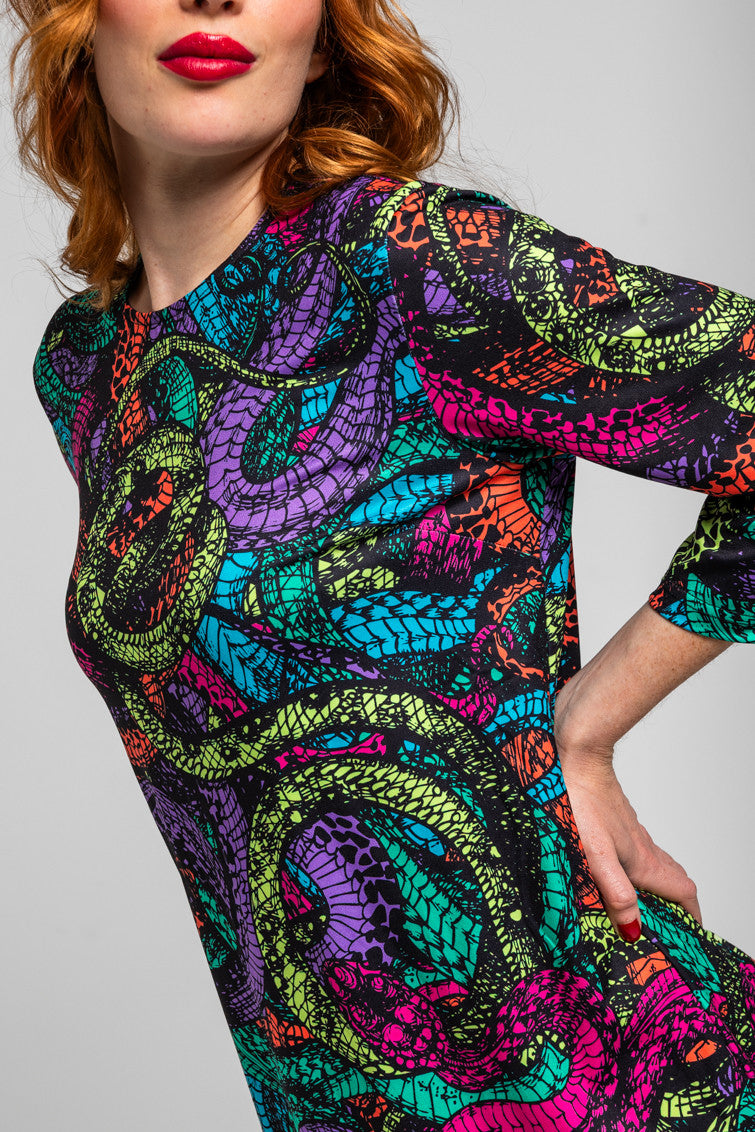 VESTIDO MEDIA MANGA TEJIDO ELÁSTICO DE SERPIENTES VENENO LOLINA