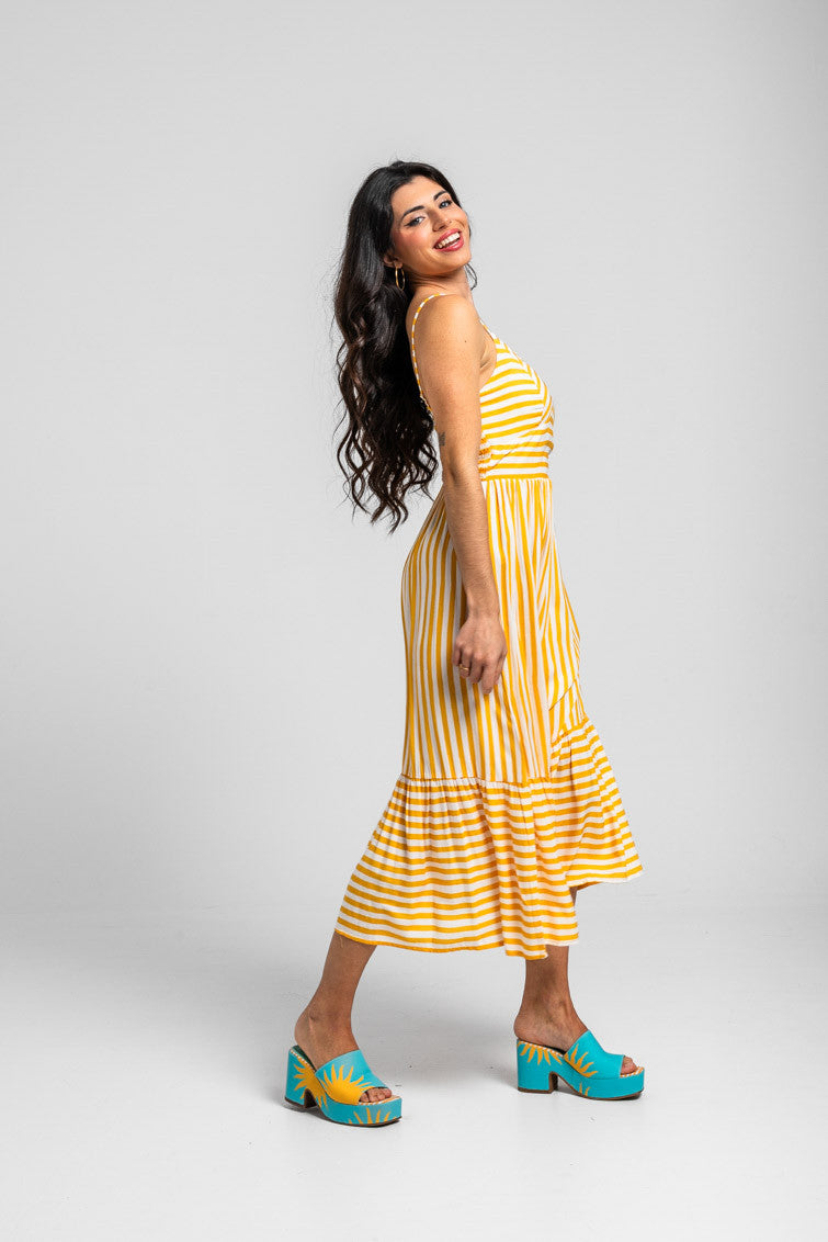 VESTIDO MIDI BUSTIER RAYAS BLANCAS Y AMARILLAS OH SOLE MIO  LOLINA